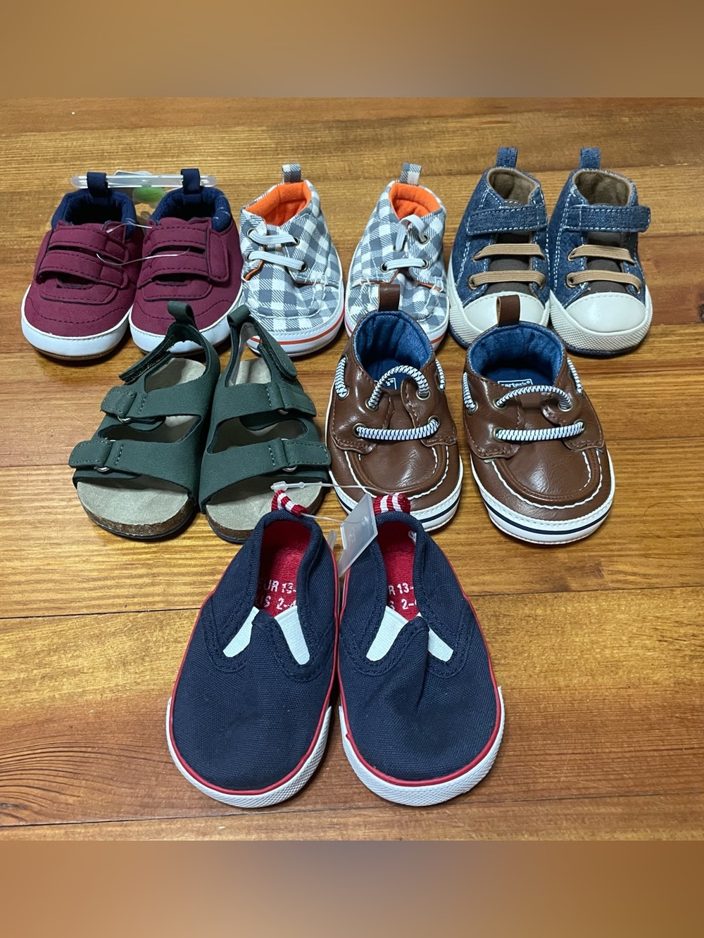 Carter's & Unlisted Brands Lot of Infant Slip-On Crib Shoes Size 0-3 Months
